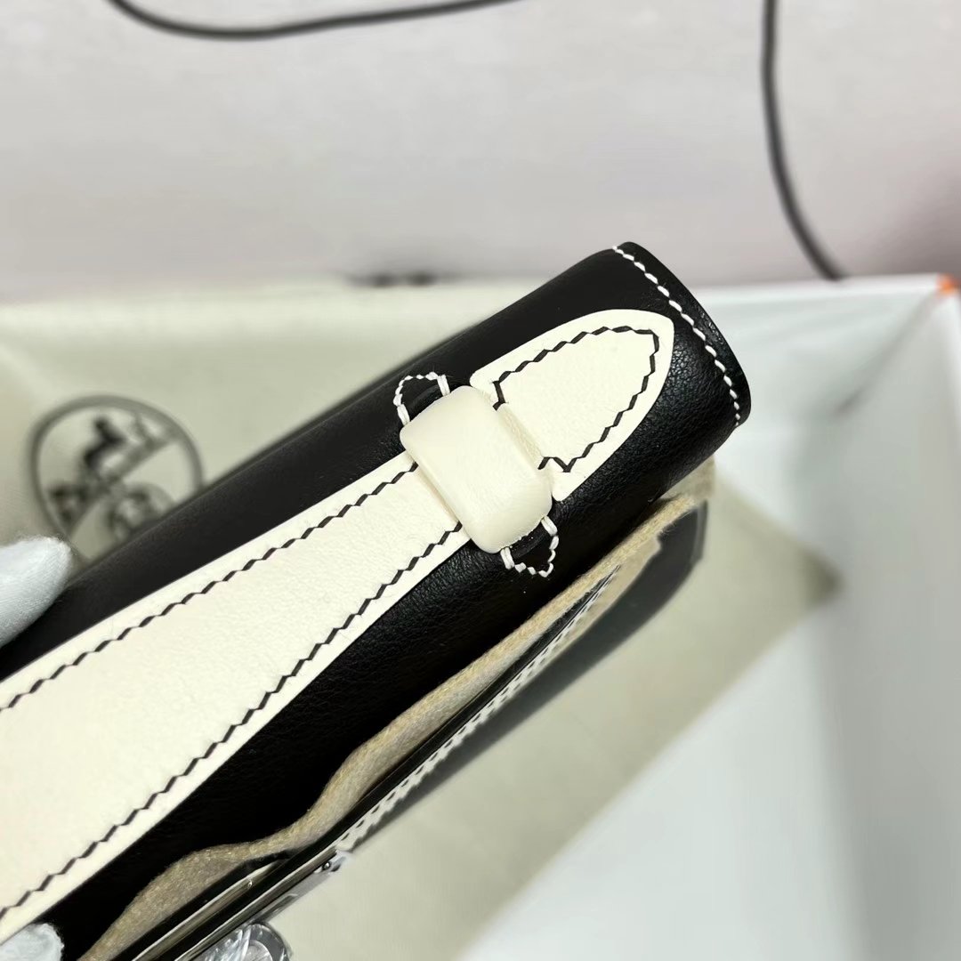 Kelly Pochette 22
