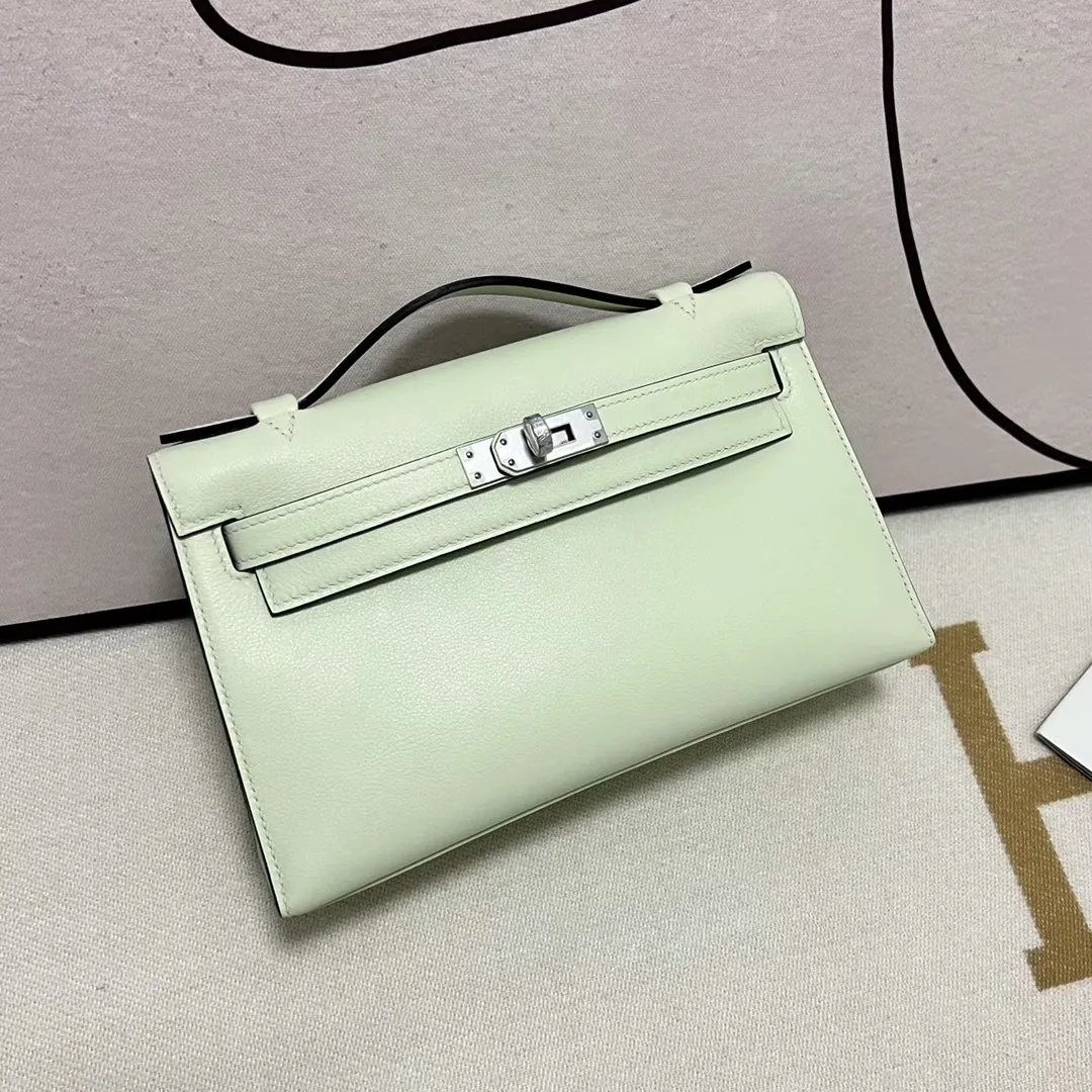Kelly Pochette 22