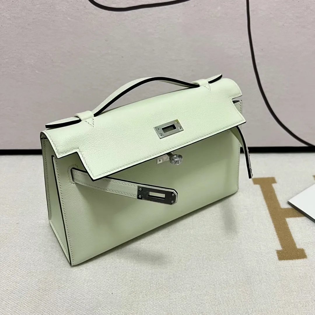 Kelly Pochette 22