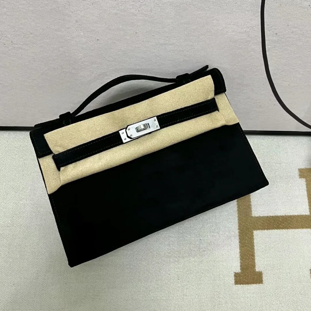 Kelly Pochette 22