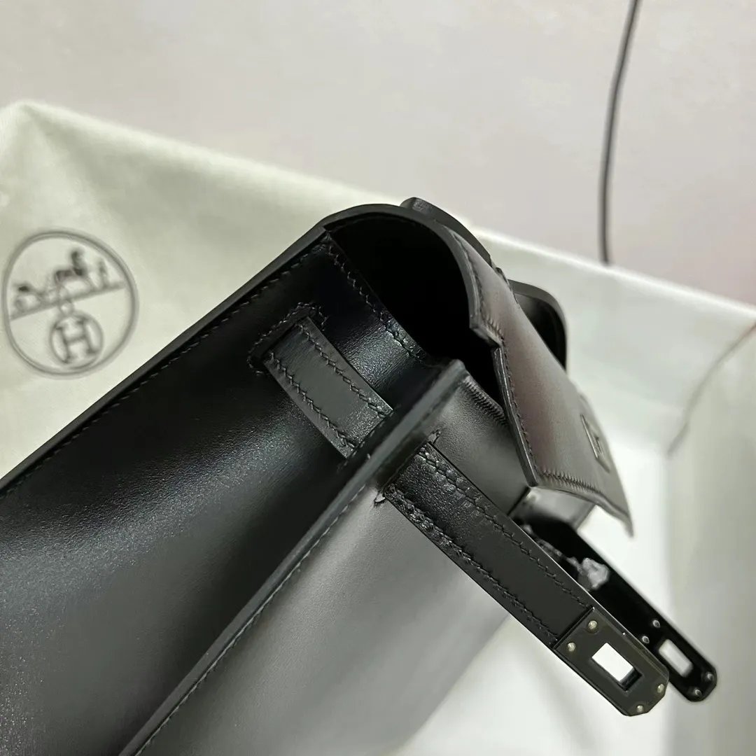 Kelly Pochette 22