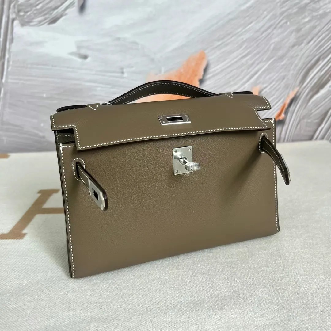 Kelly Pochette 22