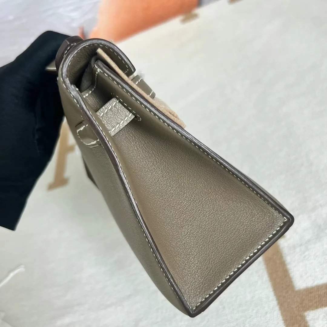Kelly Pochette 22
