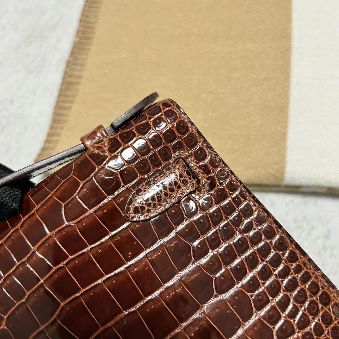 Kelly Pochette 22