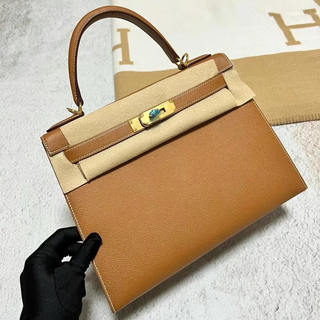 Kelly 28