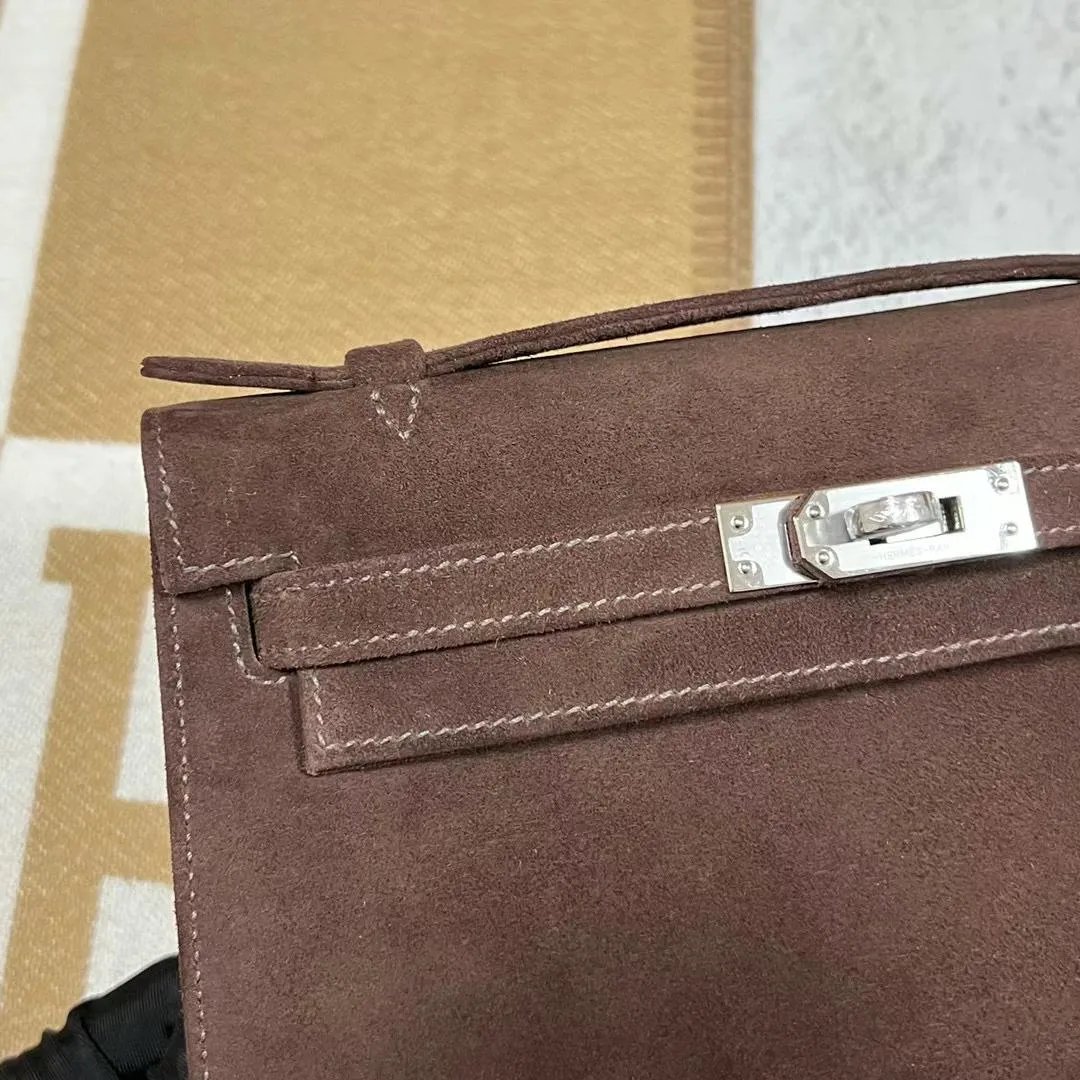 Kelly Pochette 22