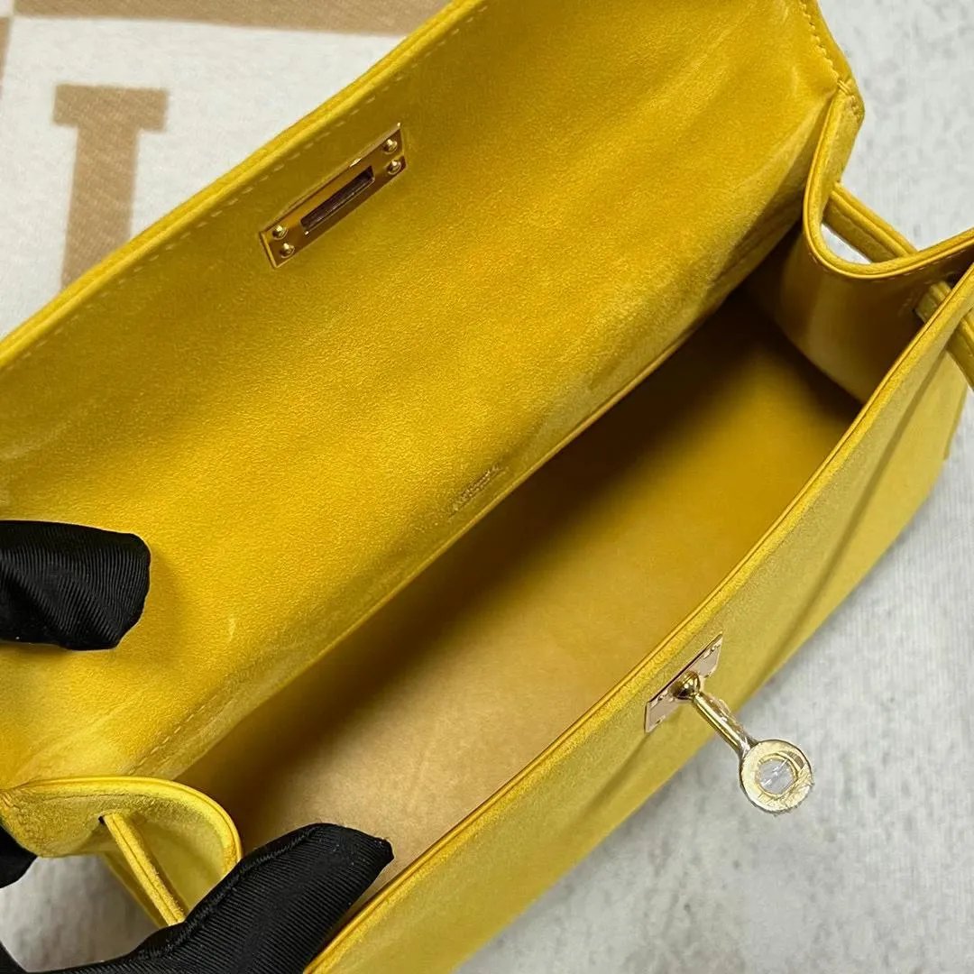 Kelly Pochette 22