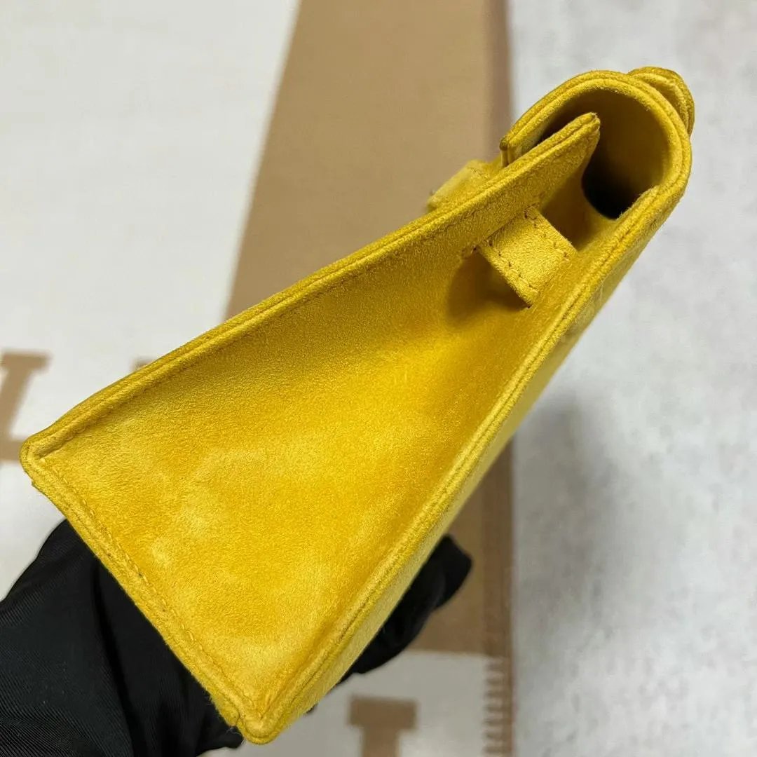 Kelly Pochette 22