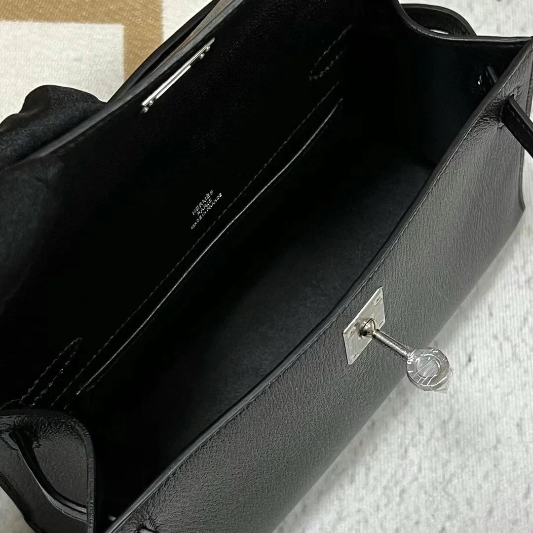 Kelly Pochette 22