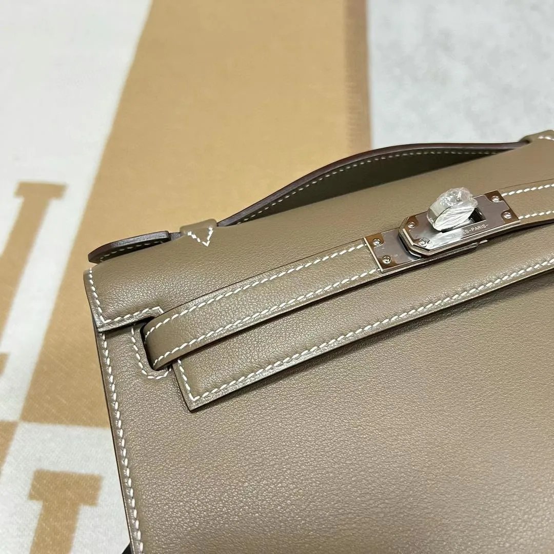 Kelly Pochette 22