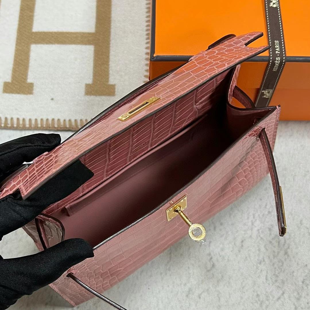Kelly Pochette 22