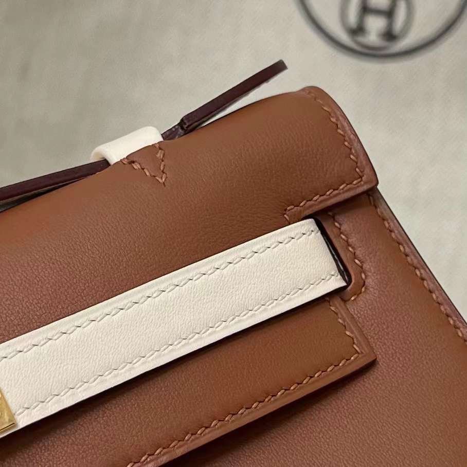 Kelly Pochette 22