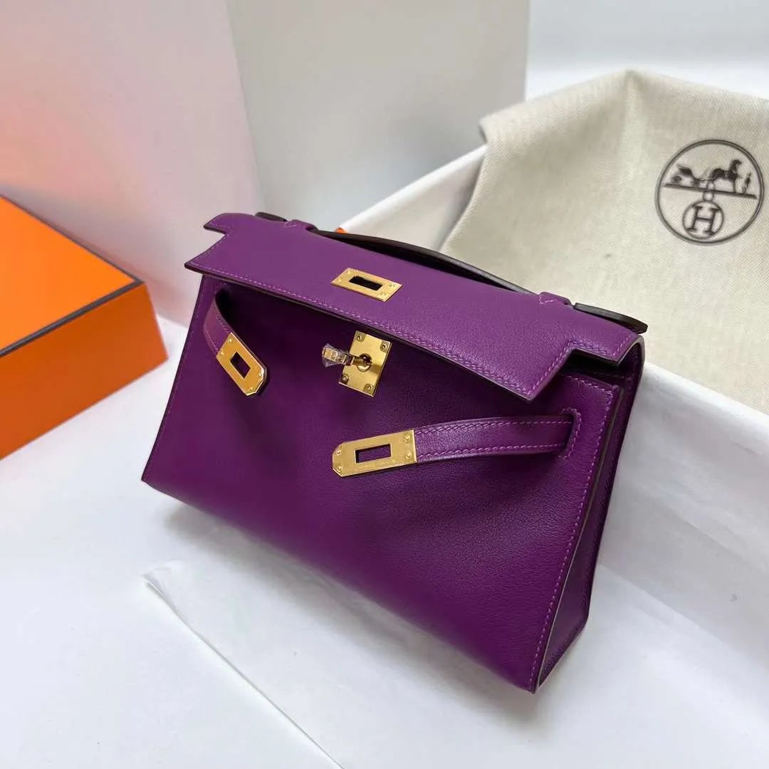 Kelly Pochette 22