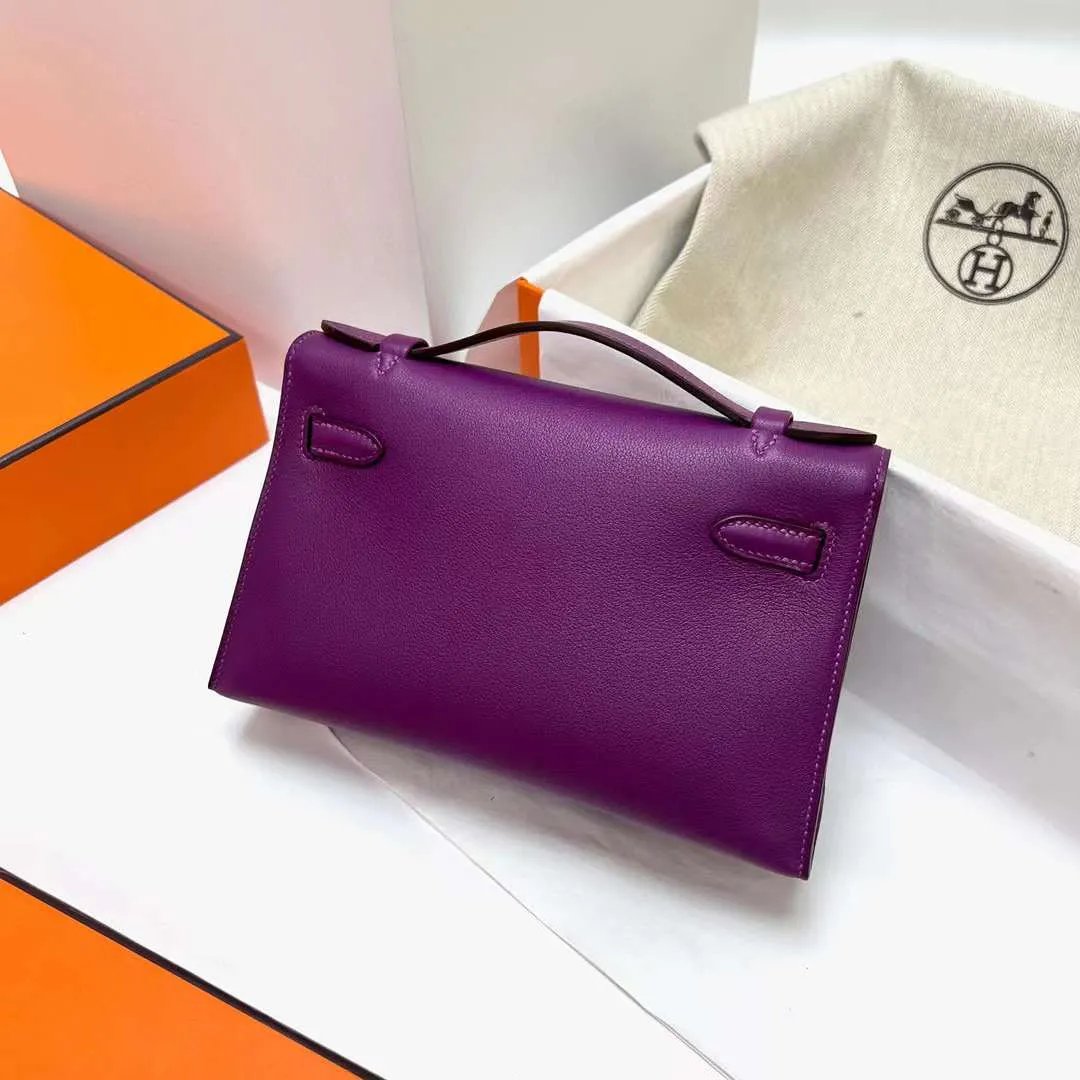 Kelly Pochette 22