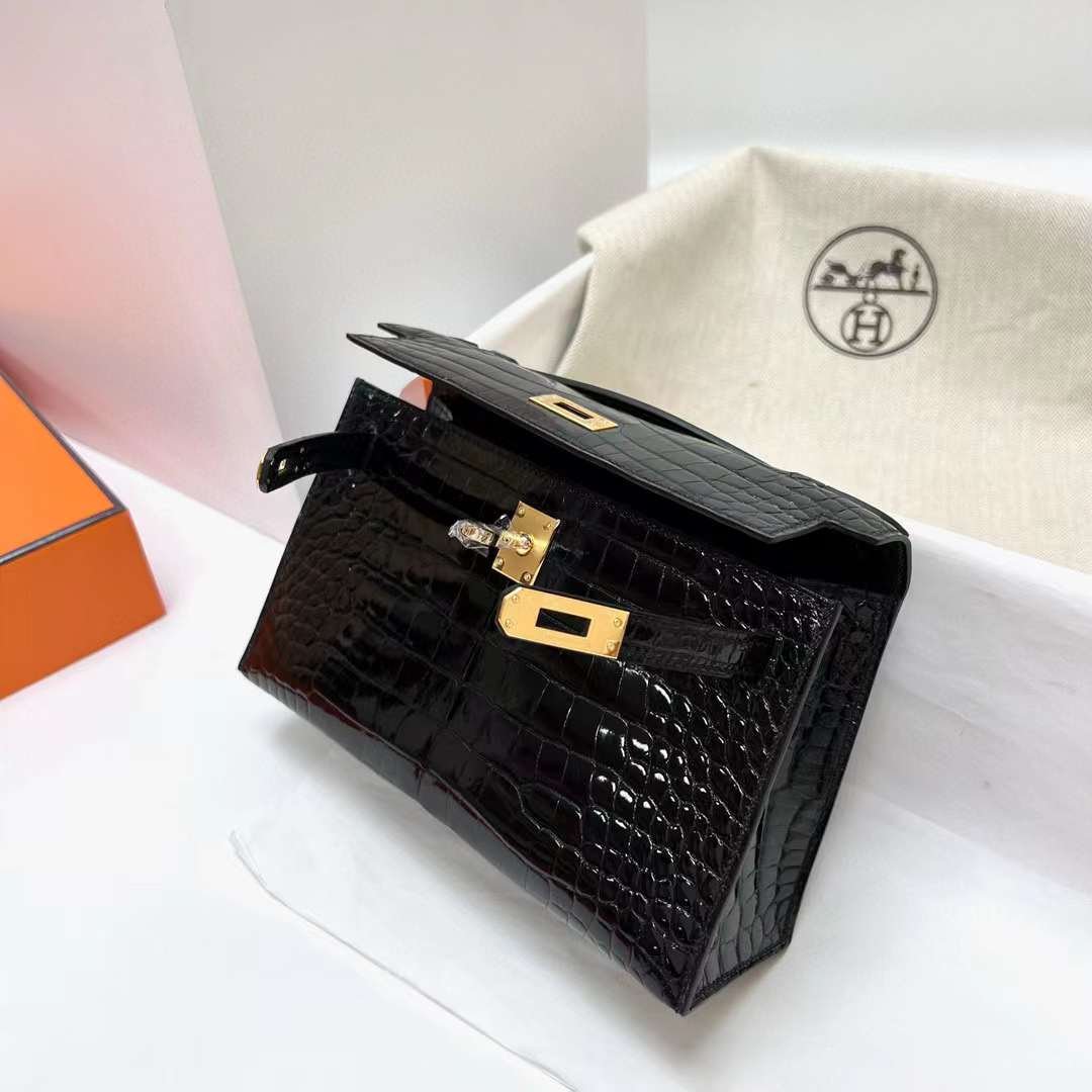 Kelly Pochette 22