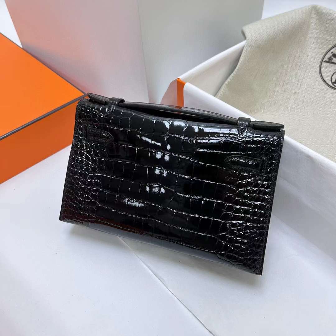 Kelly Pochette 22