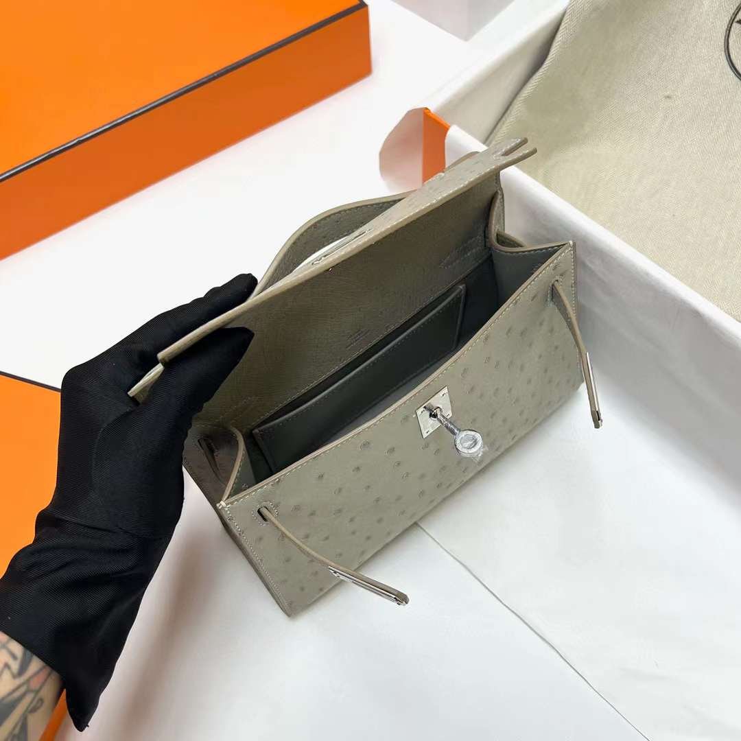 Kelly Pochette 22