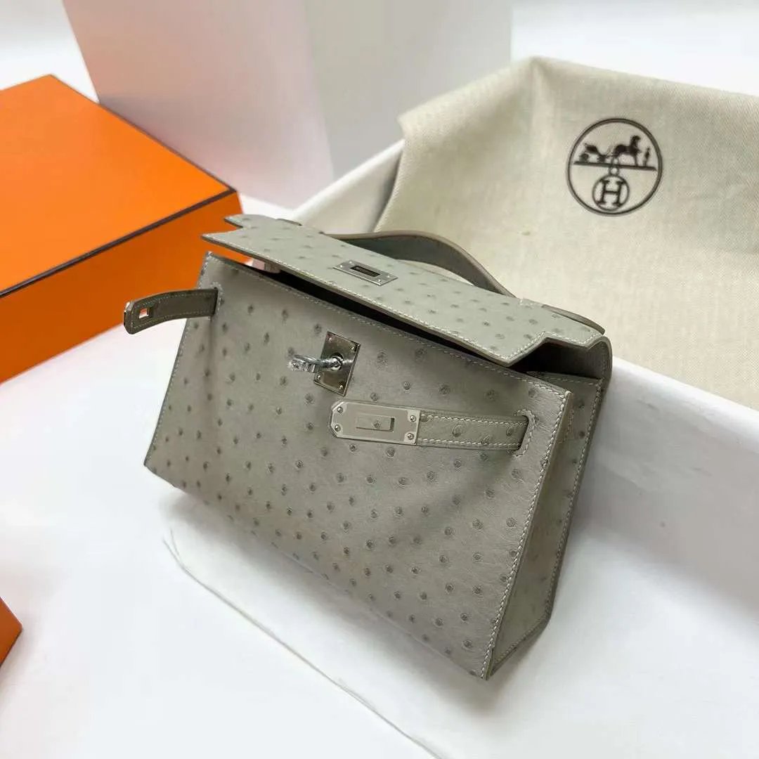 Kelly Pochette 22