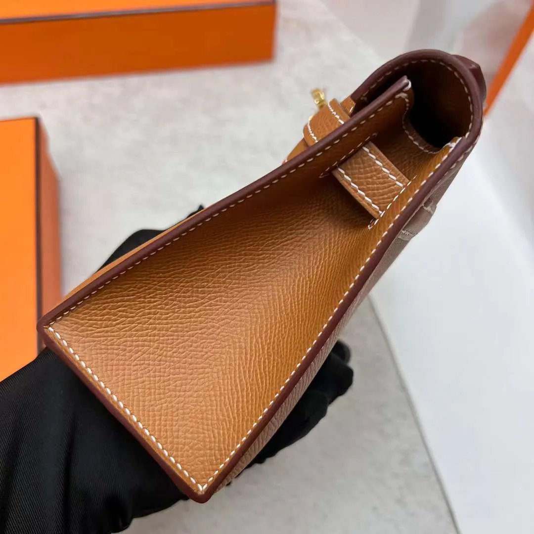 Kelly Pochette 22