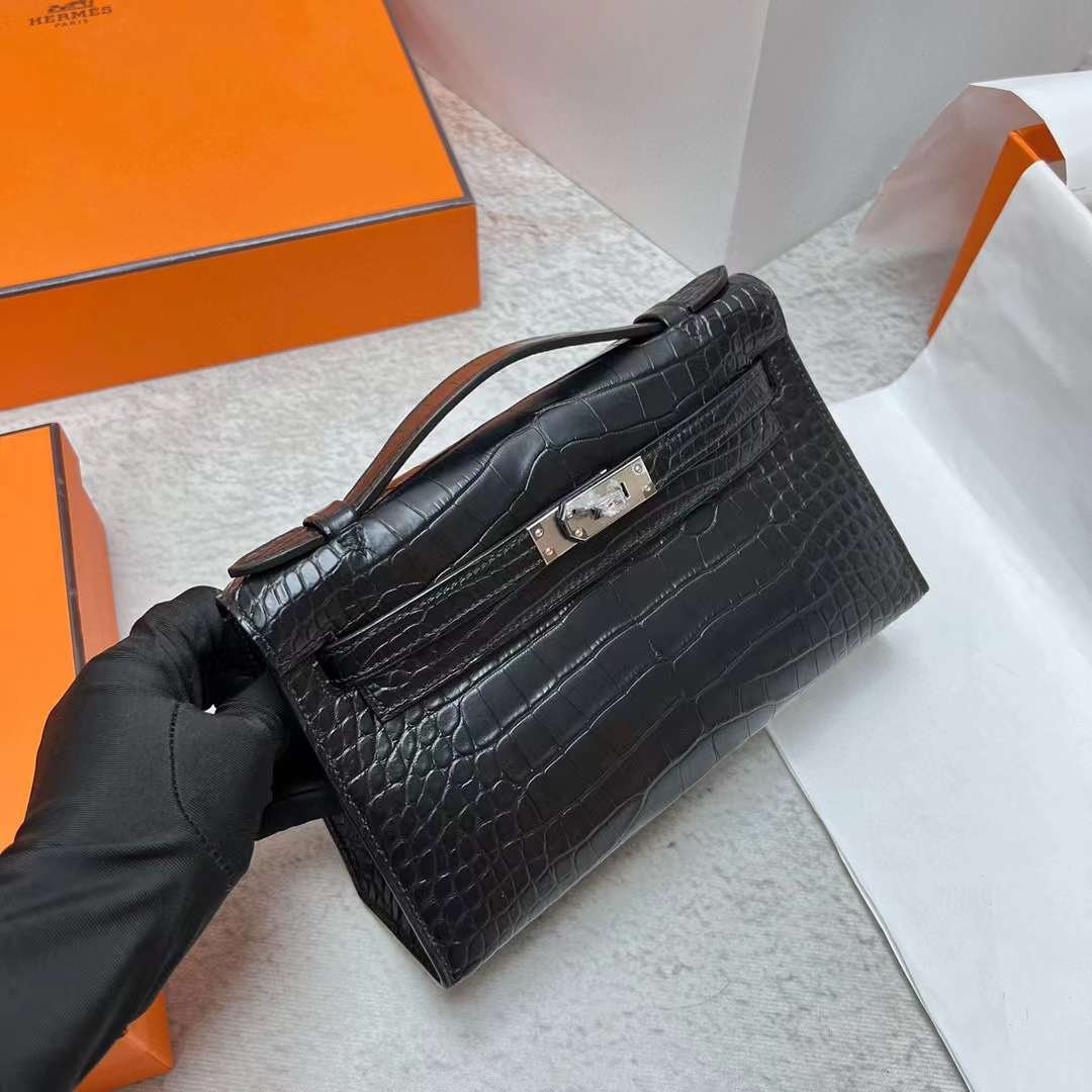 Kelly Pochette 22