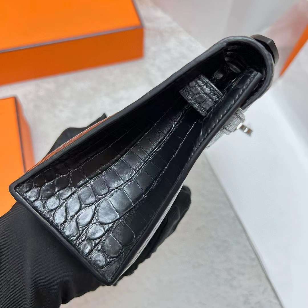 Kelly Pochette 22