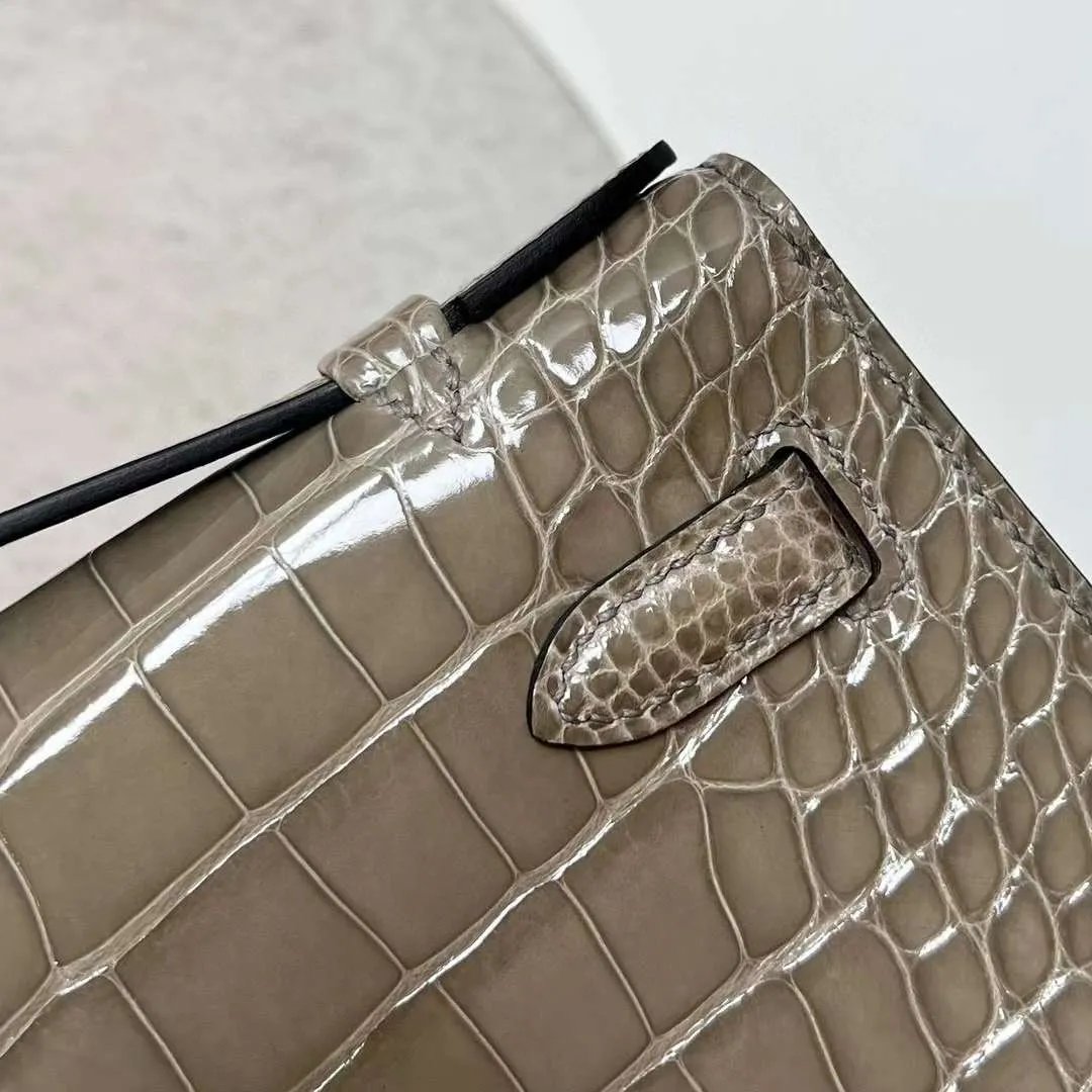Kelly Pochette 22