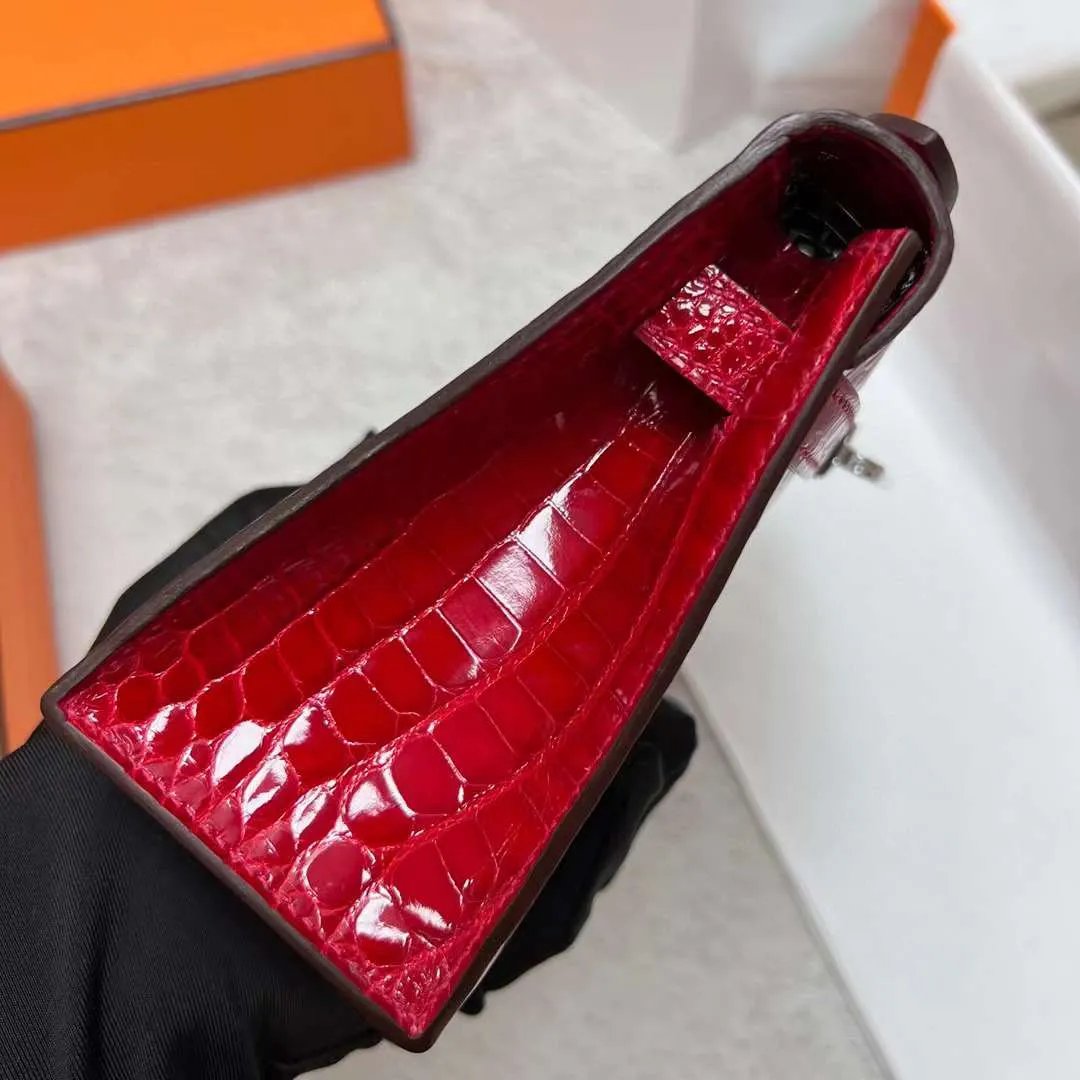 Kelly Pochette 22