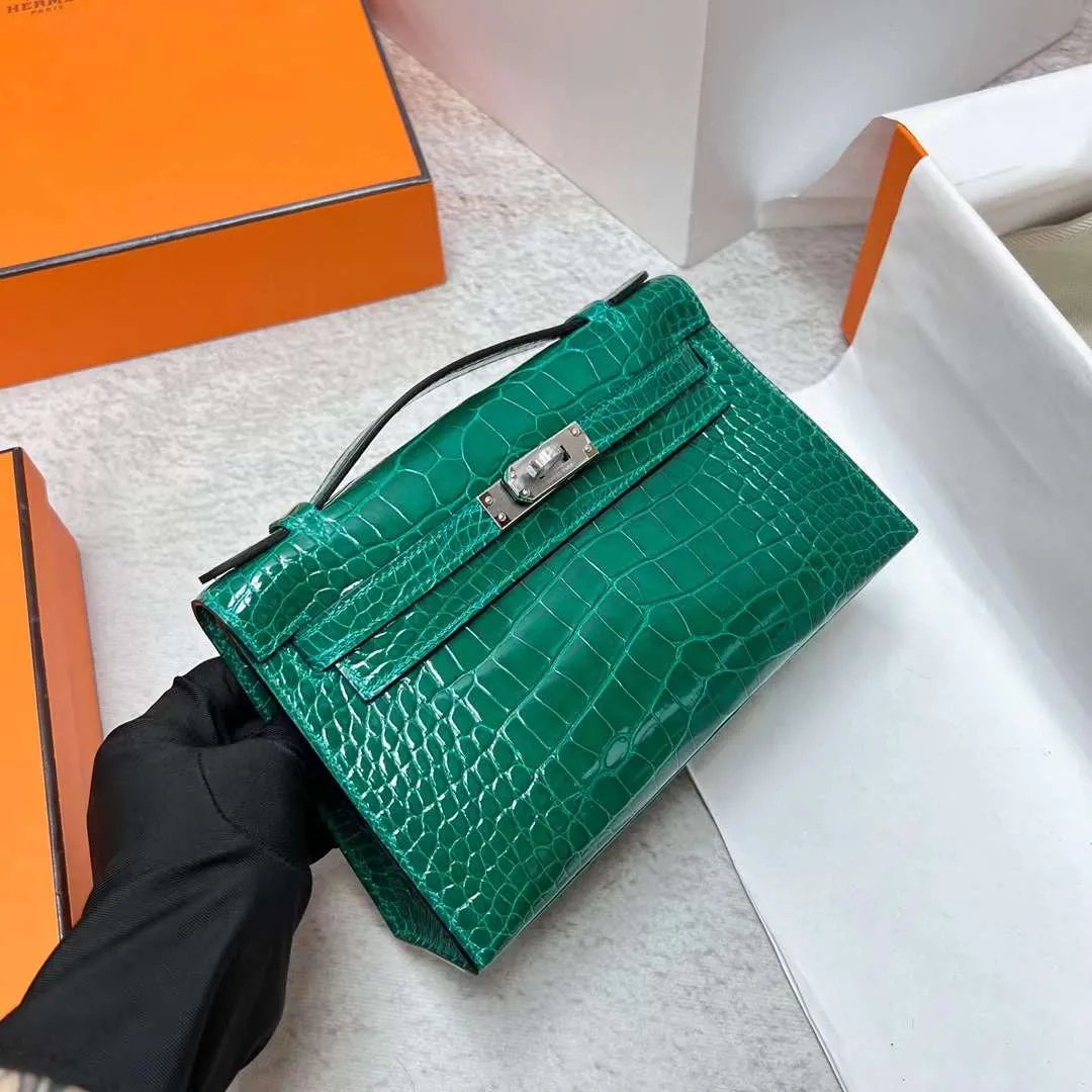 Kelly Pochette 22