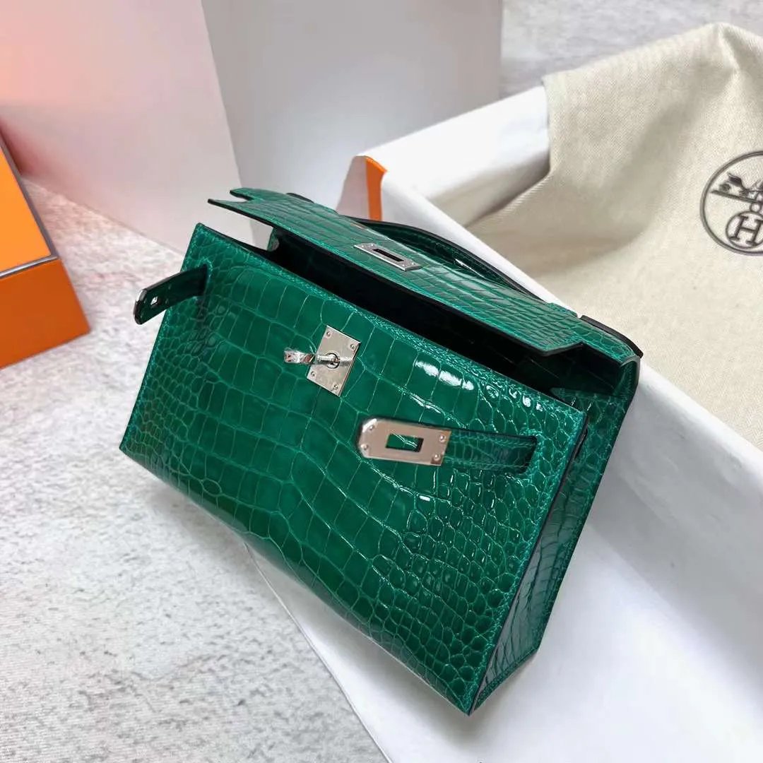 Kelly Pochette 22