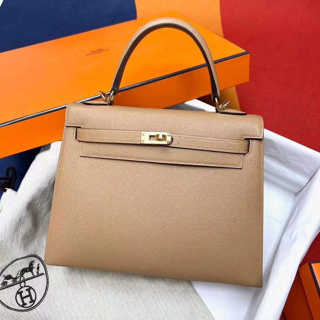 Kelly Pochette 22