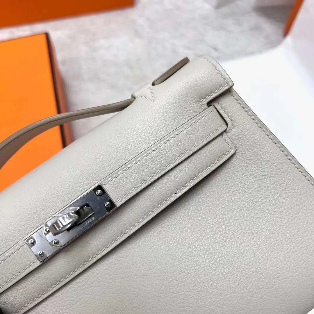 Kelly Pochette 22