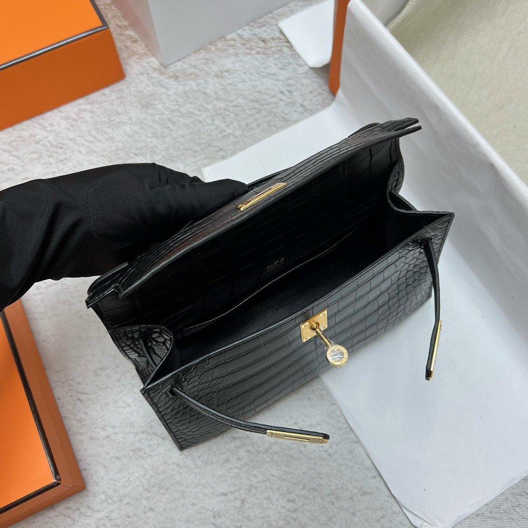 Kelly Pochette 22
