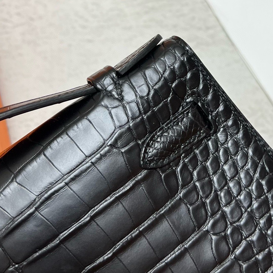 Kelly Pochette 22