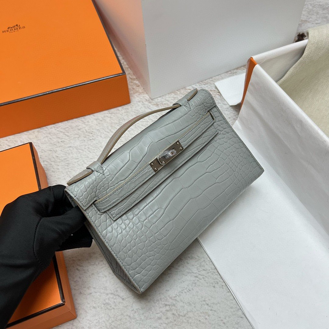Kelly Pochette 22