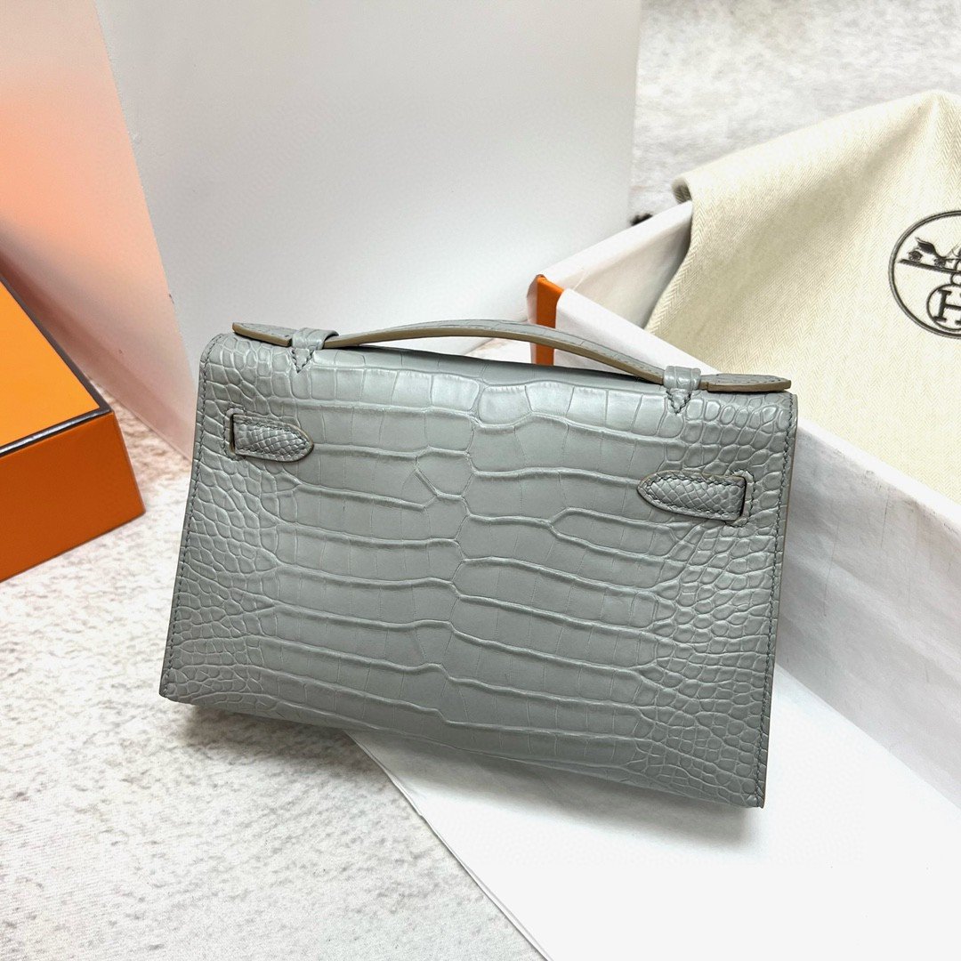 Kelly Pochette 22