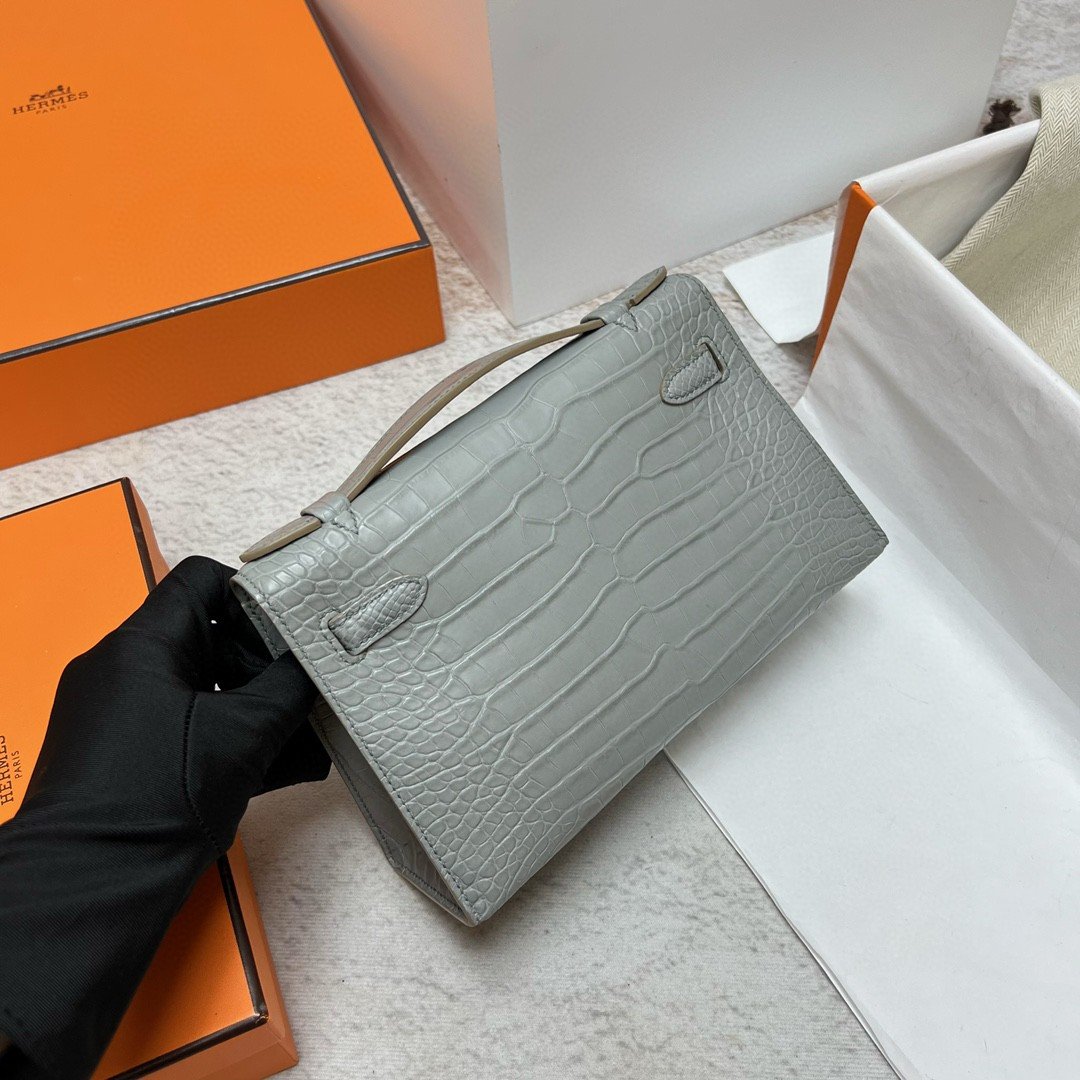 Kelly Pochette 22