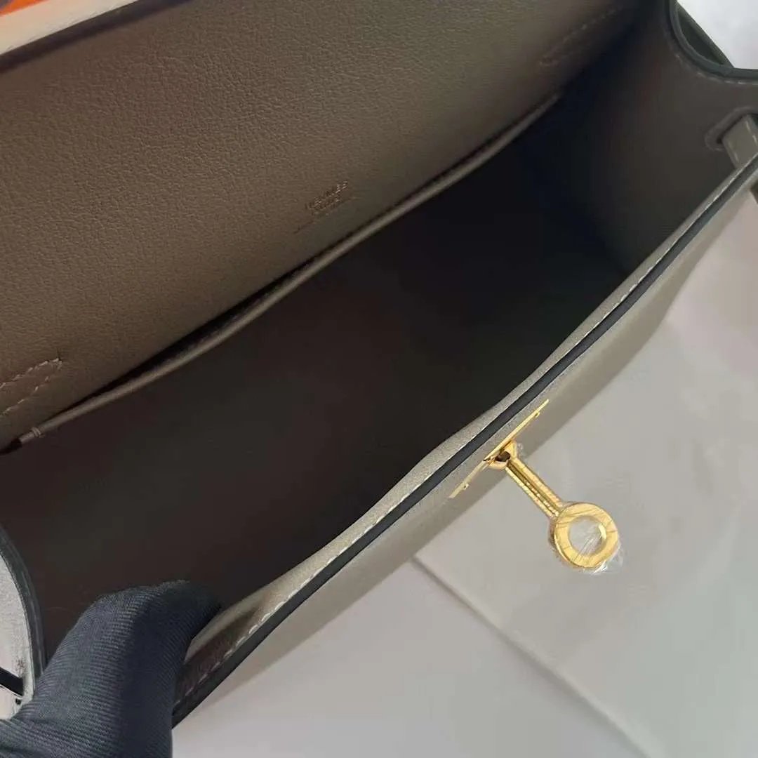 Kelly Pochette 22