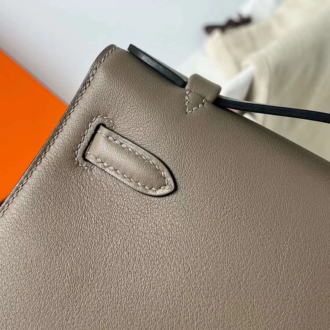 Kelly Pochette 22