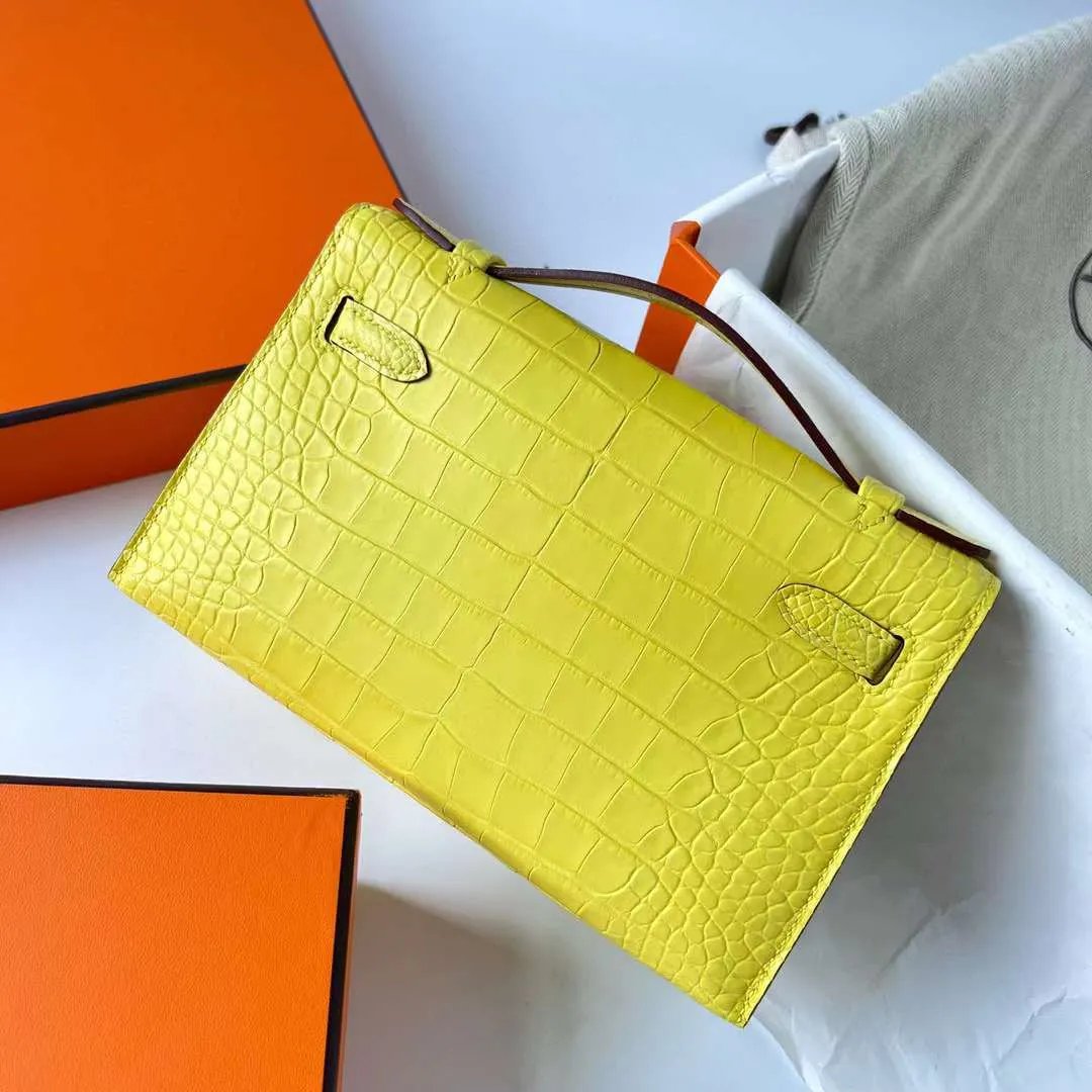 Kelly Pochette 22