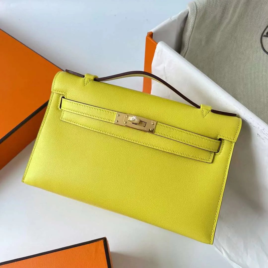 Kelly Pochette 22