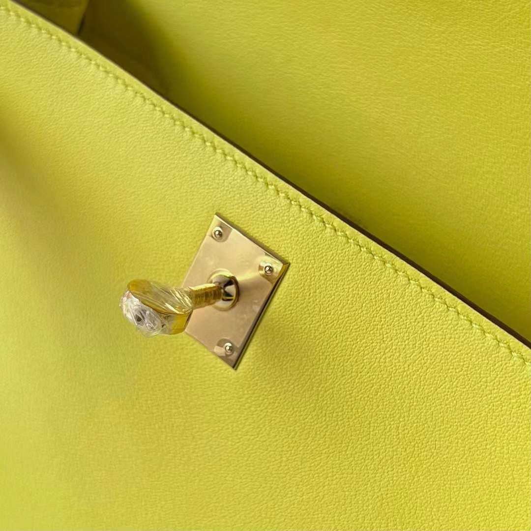 Kelly Pochette 22