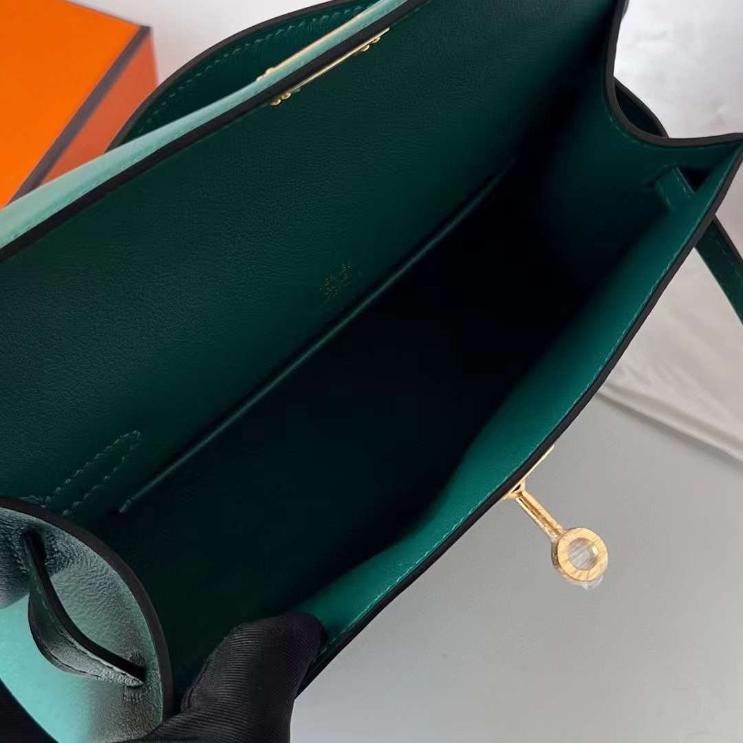 Kelly Pochette 22