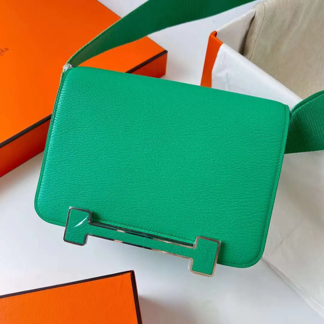 Kelly Pochette 22