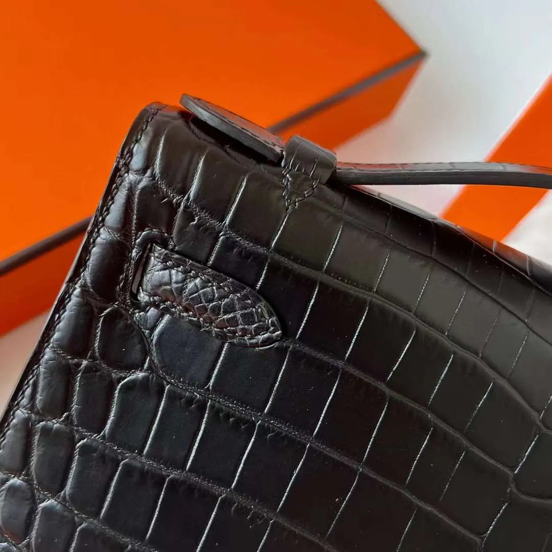 Kelly Pochette 22