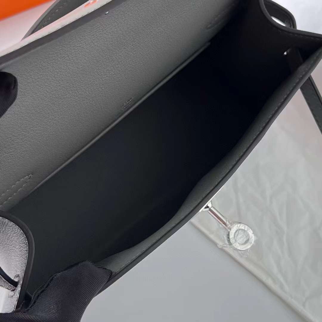 Kelly Pochette 22