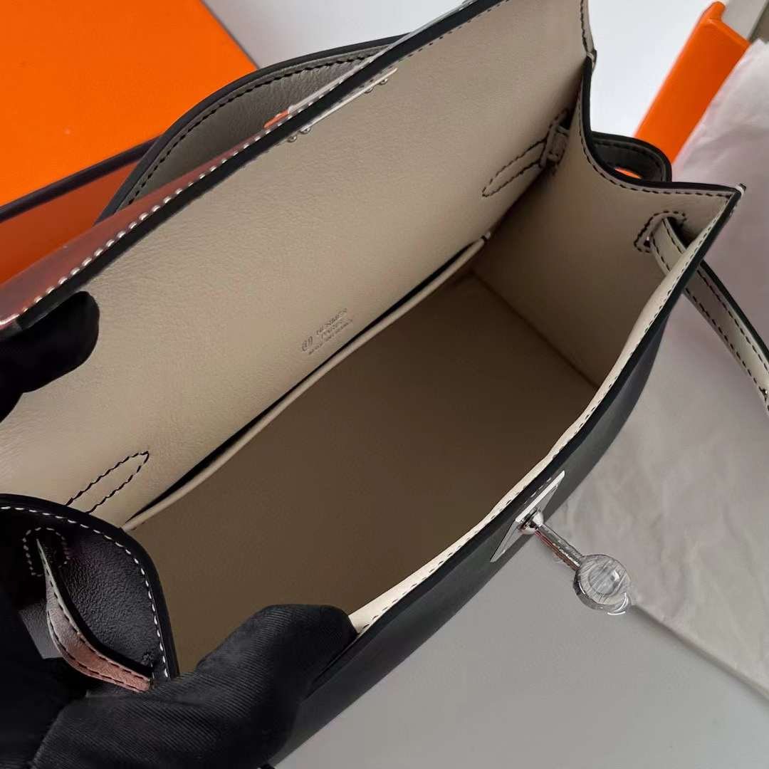 Kelly Pochette 22