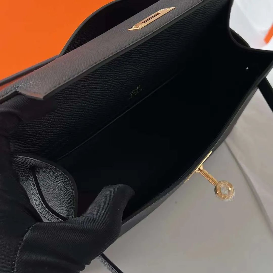 Kelly Pochette 22