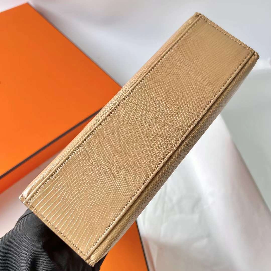 Kelly Pochette 22