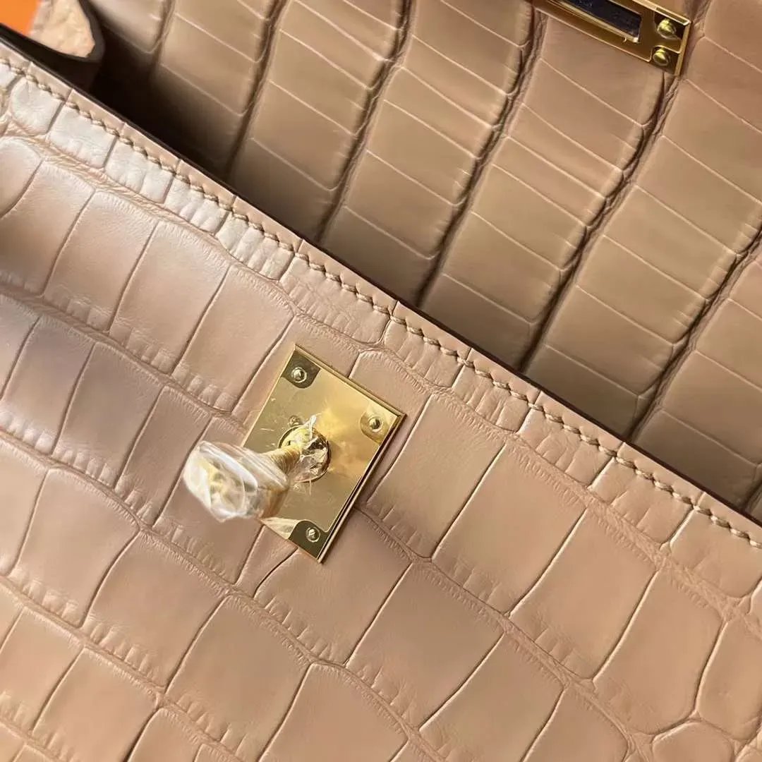 Kelly Pochette 22