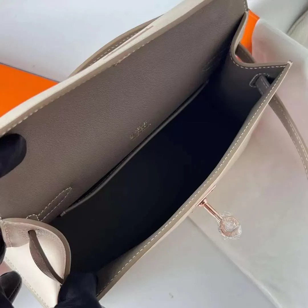 Kelly Pochette 22